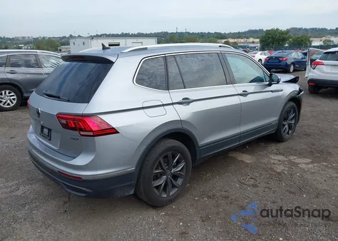 2022 Volkswagen Tiguan 2.0T Se из США, поврежденный, VIN 3VV2B7AX5NM056495
